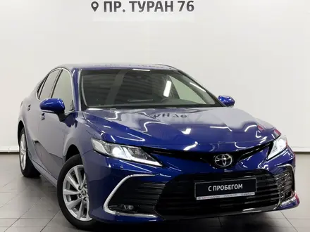 Toyota Camry 2023 года за 16 590 000 тг. в Астана – фото 20