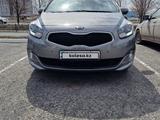 Kia Carens 2015 года за 8 200 000 тг. в Атырау – фото 2