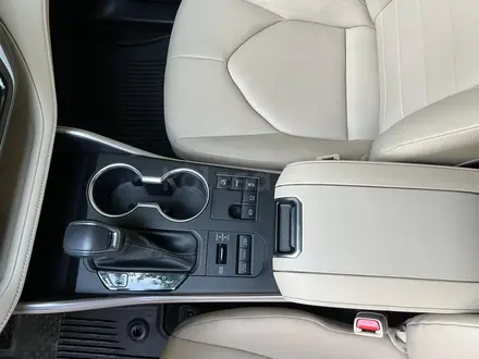 Toyota Highlander 2023 года за 30 000 000 тг. в Алматы – фото 8