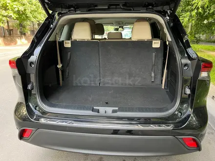 Toyota Highlander 2023 года за 30 000 000 тг. в Алматы – фото 7
