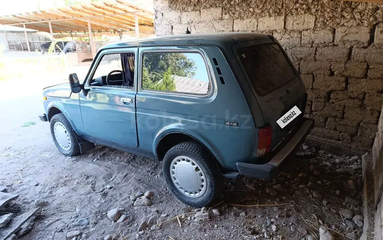 ВАЗ (Lada) Lada 2121 2003 года за 1 600 000 тг. в Мерке