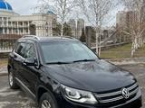 Volkswagen Tiguan 2013 годаfor7 800 000 тг. в Астана