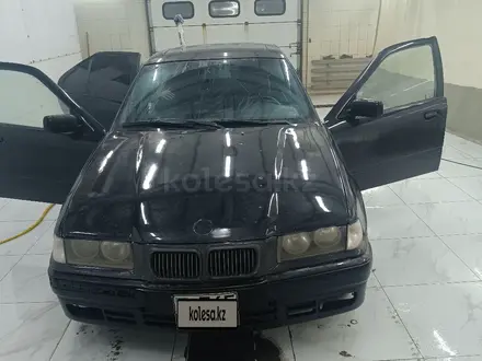 BMW 320 1993 года за 1 100 000 тг. в Астана