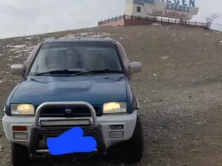 Nissan Mistral, 1994