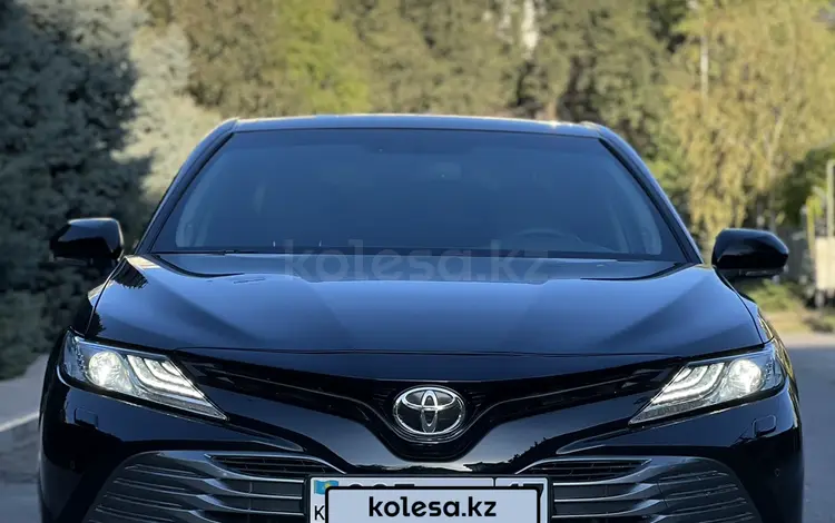 Toyota Camry 2019 годаүшін13 700 000 тг. в Шымкент