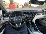 Toyota Camry 2018 годаүшін7 000 000 тг. в Атырау – фото 3