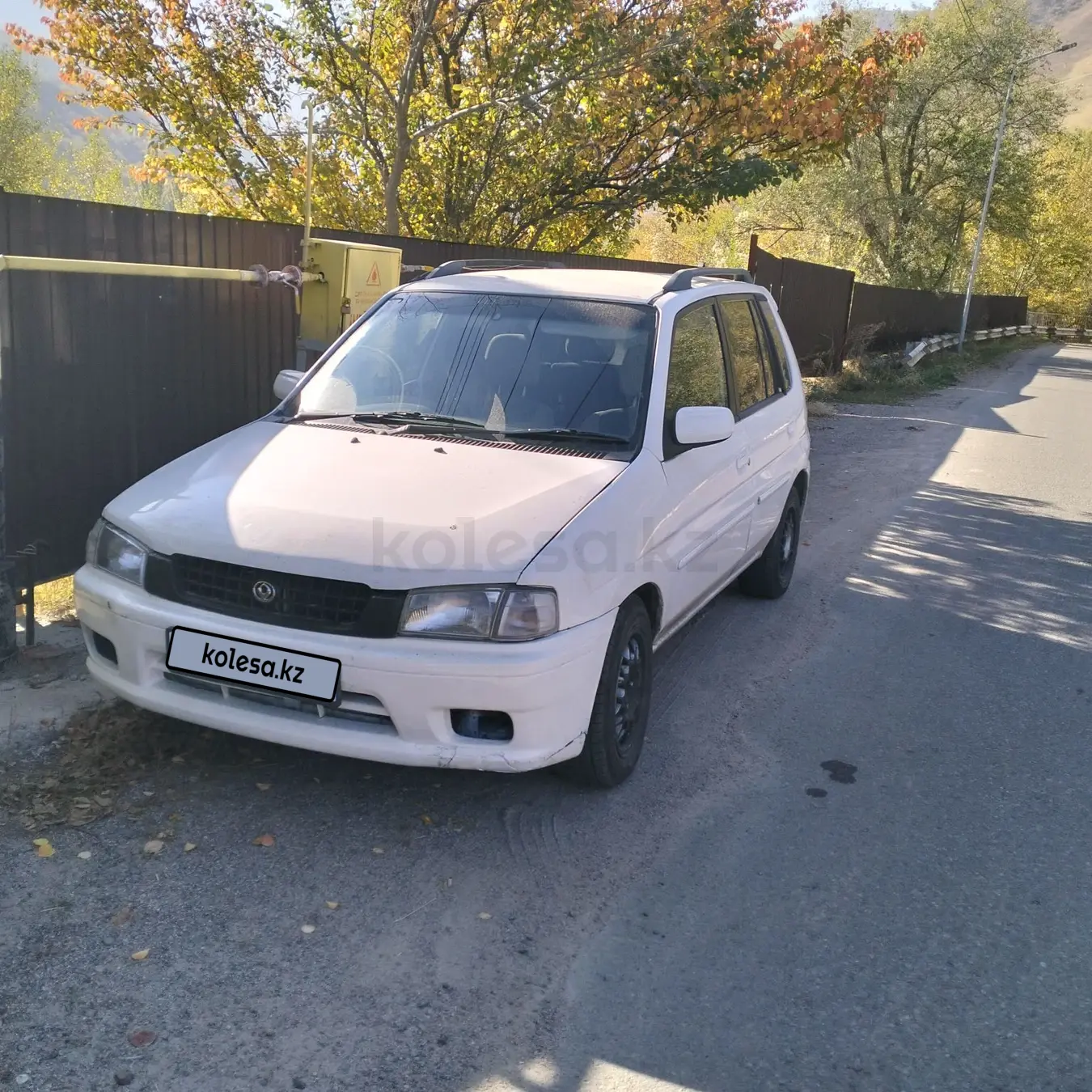 Mazda Demio, 1997