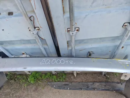 Б/у оригинальный задний бампер. за 45 000 тг. в Актобе – фото 10