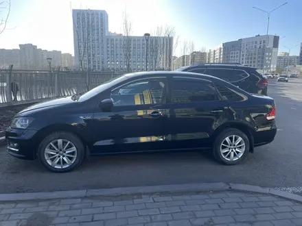 Volkswagen Polo 2017 года за 6 300 000 тг. в Астана – фото 2