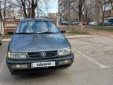 Volkswagen Passat 1994 года за 1 750 000 тг. в Караганда – фото 2