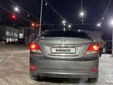 Hyundai Solaris 2013 года за 2 800 000 тг. в Туркестан – фото 5