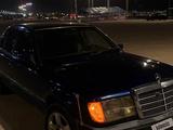 Mercedes-Benz E 220 1993 года за 800 000 тг. в Кокшетау – фото 4