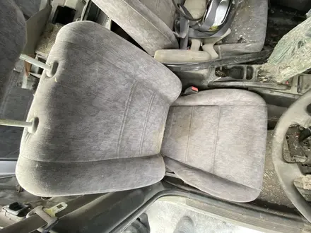 Сиденья Nisan bluebird за 60 000 тг. в Усть-Каменогорск – фото 2