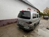 Hyundai Starex 2002 годаүшін3 100 000 тг. в Туркестан – фото 4