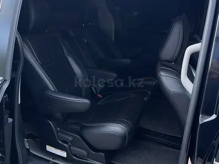 Toyota Sienna 2018 года за 15 500 000 тг. в Алматы – фото 10