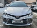 Toyota Camry 2021 года за 14 000 000 тг. в Алматы