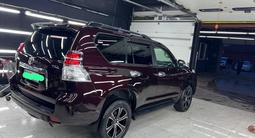 Toyota Land Cruiser Prado 2010 годаүшін16 000 000 тг. в Астана – фото 2