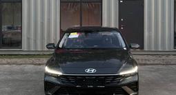 Hyundai Elantra 2023 годаfor9 200 000 тг. в Алматы – фото 3