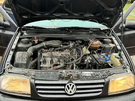 Volkswagen Vento 1995 года за 1 000 000 тг. в Алматы – фото 12