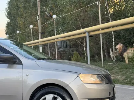 Skoda Rapid 2013 года за 3 300 000 тг. в Алматы – фото 2