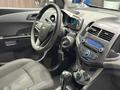Chevrolet Aveo 2014 года за 3 690 000 тг. в Актобе – фото 22