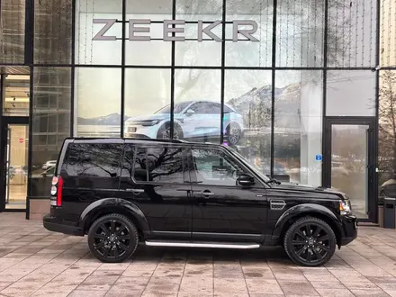 Land Rover Discovery 2015 года за 11 890 000 тг. в Алматы – фото 3