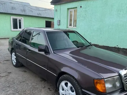 Mercedes-Benz E 230 1991 года за 1 550 000 тг. в Алматы