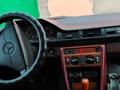 Mercedes-Benz E 230 1992 года за 1 400 000 тг. в Алматы – фото 2