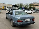 Mercedes-Benz E 230 1992 годаүшін1 444 000 тг. в Алматы – фото 4