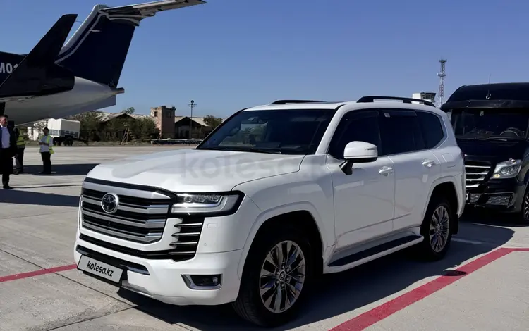 Toyota Land Cruiser 2023 годаүшін58 000 000 тг. в Караганда