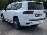 Toyota Land Cruiser 2023 года за 58 000 000 тг. в Караганда – фото 3