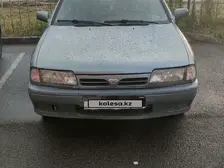 Nissan Primera, 1993