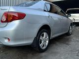 Toyota Corolla 2008 годаfor6 000 000 тг. в Алматы – фото 4