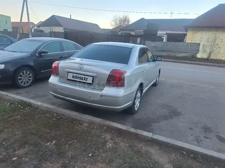 Toyota Avensis 2004 года за 3 900 000 тг. в Астана – фото 3