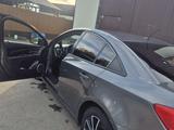Chevrolet Cruze 2011 года за 3 300 000 тг. в Алтай – фото 4