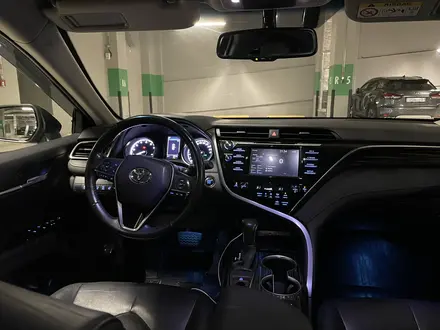 Toyota Camry 2019 года за 13 500 000 тг. в Астана – фото 5