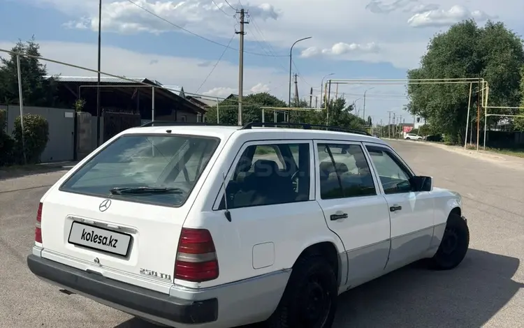 Mercedes-Benz E 250 1992 года за 1 100 000 тг. в Караганда