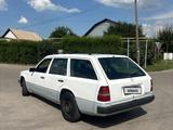 Mercedes-Benz E 250 1992 года за 1 100 000 тг. в Караганда – фото 2
