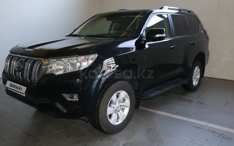 Toyota Land Cruiser Prado 2022 года за 26 490 000 тг. в Актобе