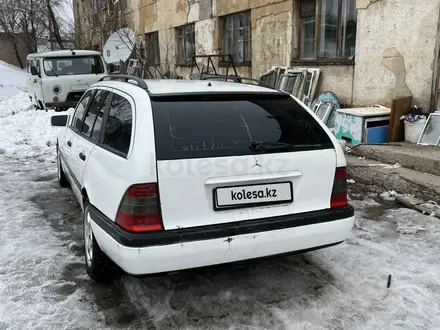 Mercedes-Benz C 180 1997 года за 1 890 000 тг. в Астана – фото 4