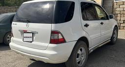 Mercedes-Benz ML 320 2002 года за 4 000 000 тг. в Актобе – фото 4