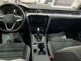 Volkswagen Passat 2022 года за 12 990 000 тг. в Шымкент – фото 5