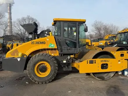 XCMG  XCMG XS163J 2025 года за 24 250 000 тг. в Алматы
