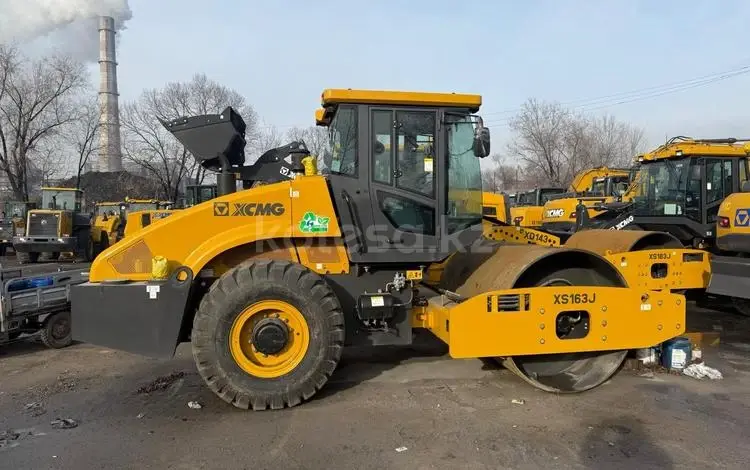 XCMG  XCMG XS163J 2025 года за 24 250 000 тг. в Алматы