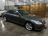 Mercedes-Benz S 500 2007 годаүшін4 400 000 тг. в Шымкент – фото 2