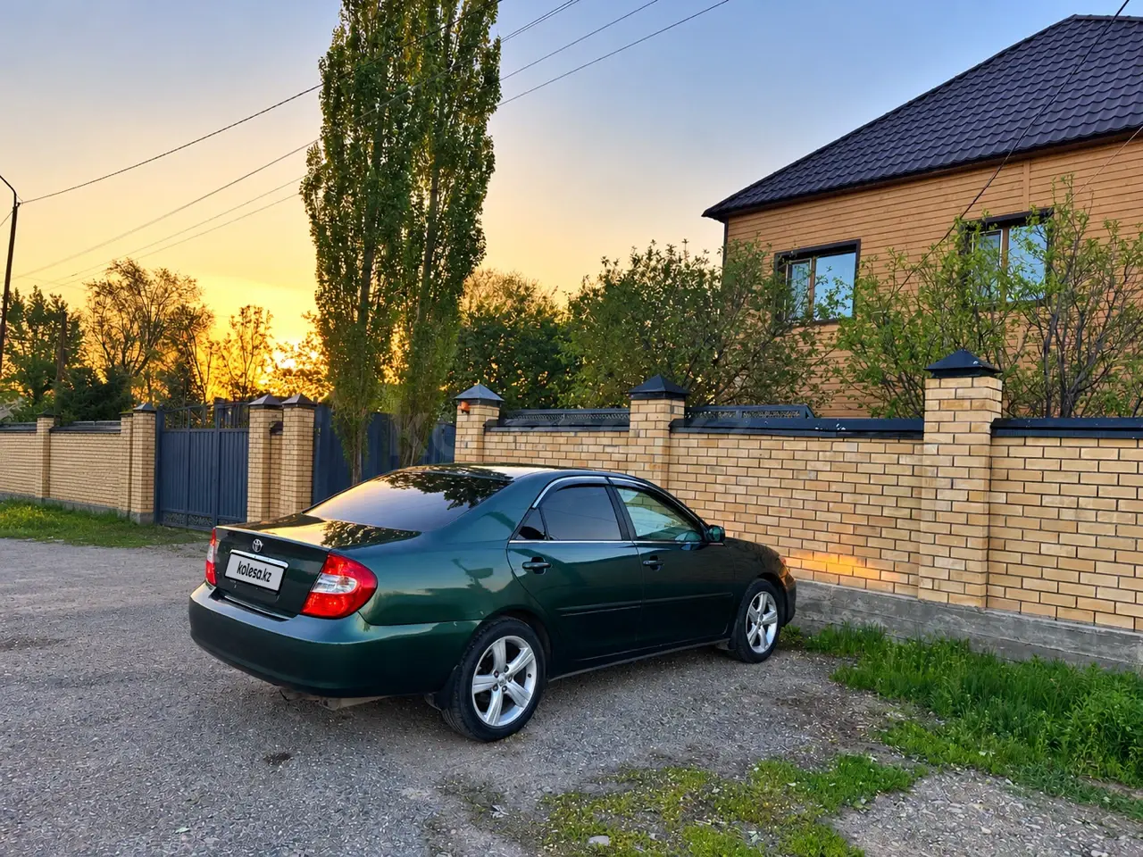 Toyota Camry, 2003