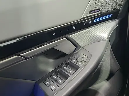 BMW 530 2024 года за 36 980 000 тг. в Алматы – фото 24