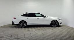 BMW 530 2024 года за 36 980 000 тг. в Алматы – фото 4