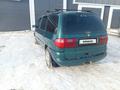 Volkswagen Sharan 1996 годаүшін1 700 000 тг. в Актобе – фото 2