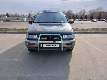 Mitsubishi Space Wagon 1994 года за 2 500 000 тг. в Усть-Каменогорск – фото 2
